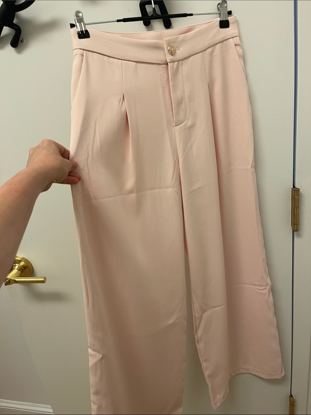 Wide-Leg High-Rise Pants in Blush Pink